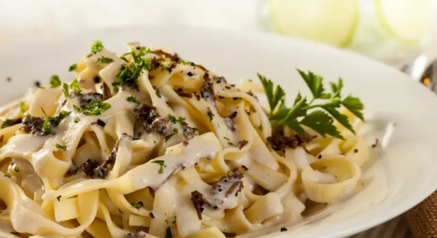 Spaghetti z truflami: przepis jak z restauracji i przewodnik po truflach