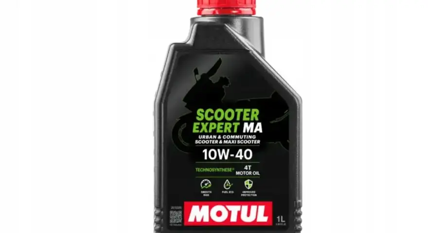Olej Motul Scooter Expert MA 10W-40 to idealny wybór, jeśli zastanawiasz się, jaki olej do skutera 4t. Zapewnia płynną jazdę i ochronę.
