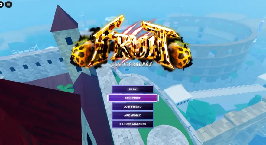 Menu gry Fruit Battlegrounds. Gracze mogą grać, kręcić owocami, dołączać do znajomych, wchodzić do AFK World lub grać w rankingowe mecze.