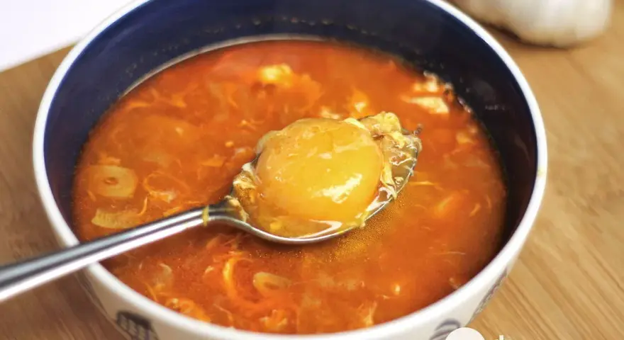 La sopa de ajo definitiva: ingredientes, pasos y errores a evitar