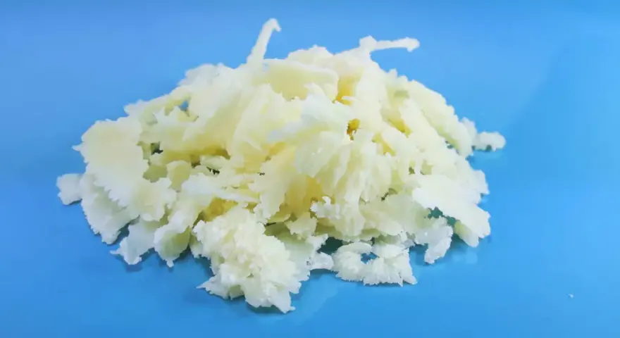 Jak zrobić parmezan w domu – prosty przepis na pyszny ser