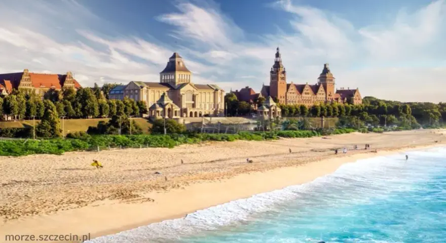 Szczecin a morze: ile km, jak dojechać i gdzie na plażę?