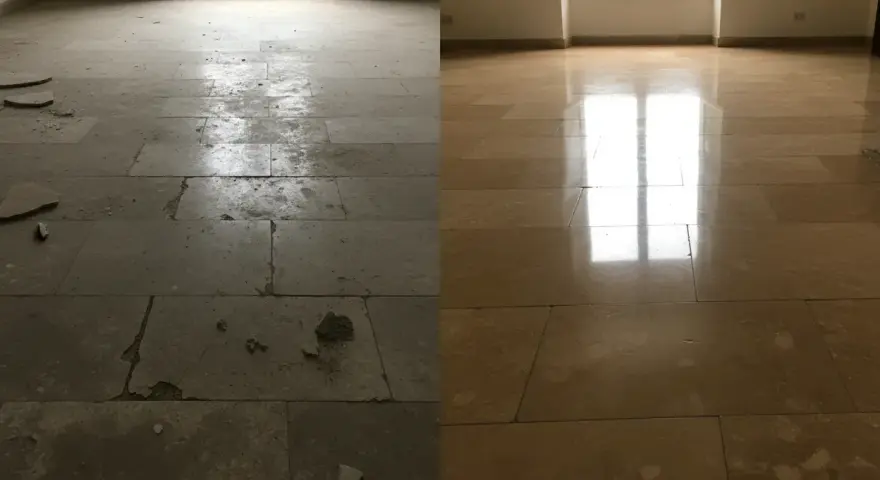 Avant/après : comment enlever le lichen sur les pierres. Le sol en pierre est transformé, passant d'un état sale et abîmé à une surface propre et brillante.