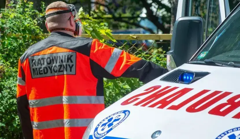 Czy ratownik medyczny może stwierdzić zgon? Poznaj nowe przepisy i zasady