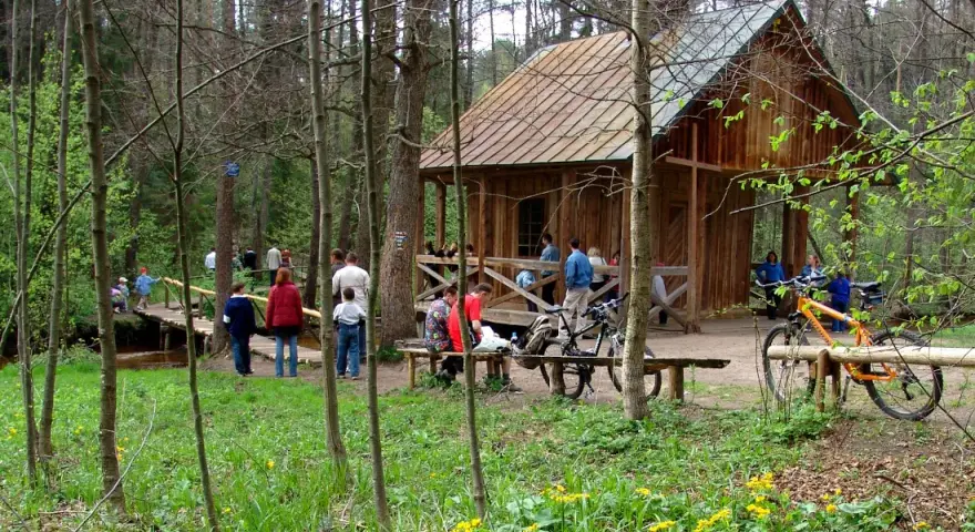 Górecko Kościelne: Przewodnik po Perle Roztocza - Atrakcje i Szlaki