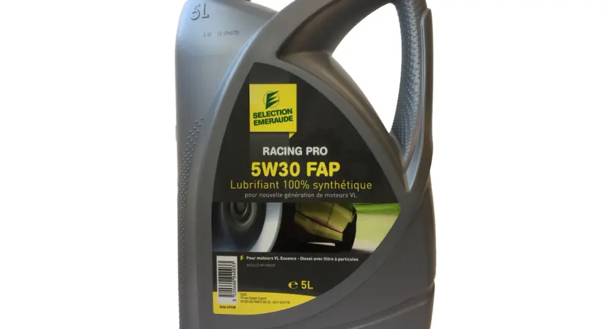 Bidon d'huile moteur 5L "RACING PRO 5W30 FAP" de Selection Emeraude.