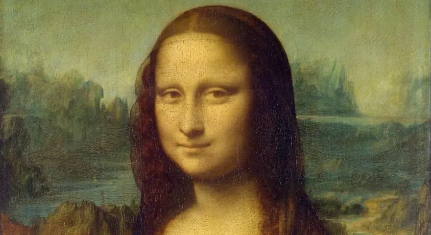 Mona Lisa, målad av Leonardo da Vinci, med sitt gåtfulla leende och en drömsk bakgrund. Vem har målat Mona Lisa? Svaret är Leonardo.
