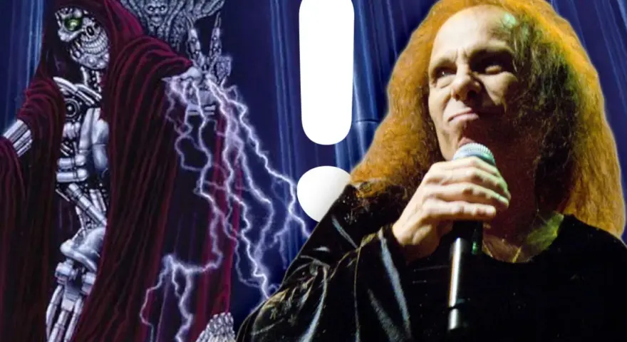 Ronnie James Dio, mit seinem ikonischen roten Haar, singt ins Mikrofon, während im Hintergrund eine düstere, metallische Figur mit Blitzentladungen zu sehen ist, passend zum Titel von Ronnie James Dio.