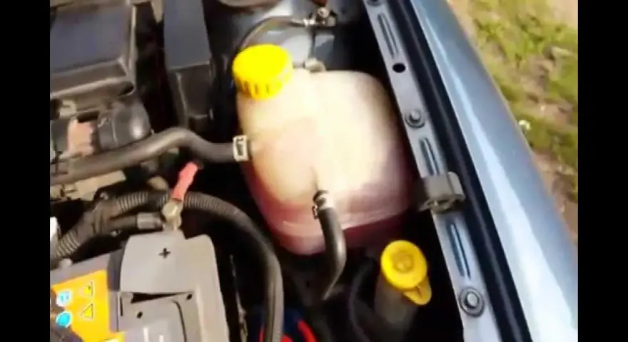 Ile wchodzi płynu do chłodnicy Opel Meriva? Sprawdź, aby nie przepłacić