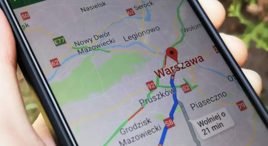 Jak zaktualizować mapy Google i uniknąć problemów z nawigacją