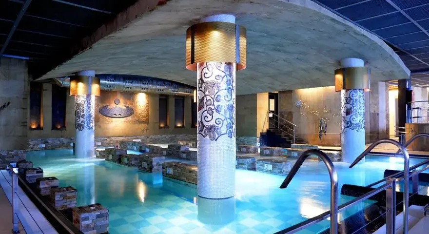 Balneario La Perla: ¿Es el Mejor Oasis de Talasoterapia en San Sebastián?