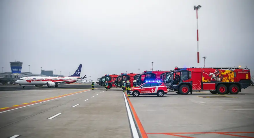 Poznań: Ile lotnisk? 1 pasażerskie, 2 specjalistyczne. Sprawdź!