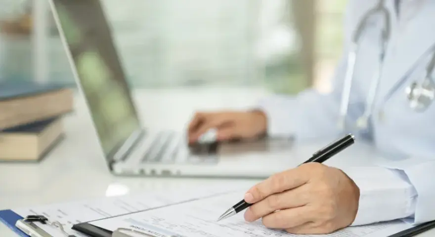 Gdzie szukać starej dokumentacji medycznej, aby nie stracić ważnych informacji?