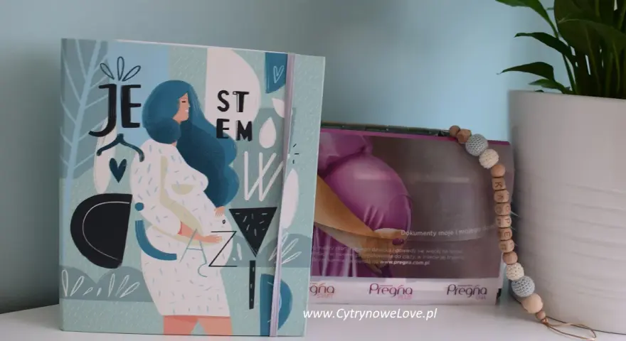 Dziennik "Jestem w ciąży" i dokumenty do szpitala. Idealne, by spakować co zabrać do szpitala.