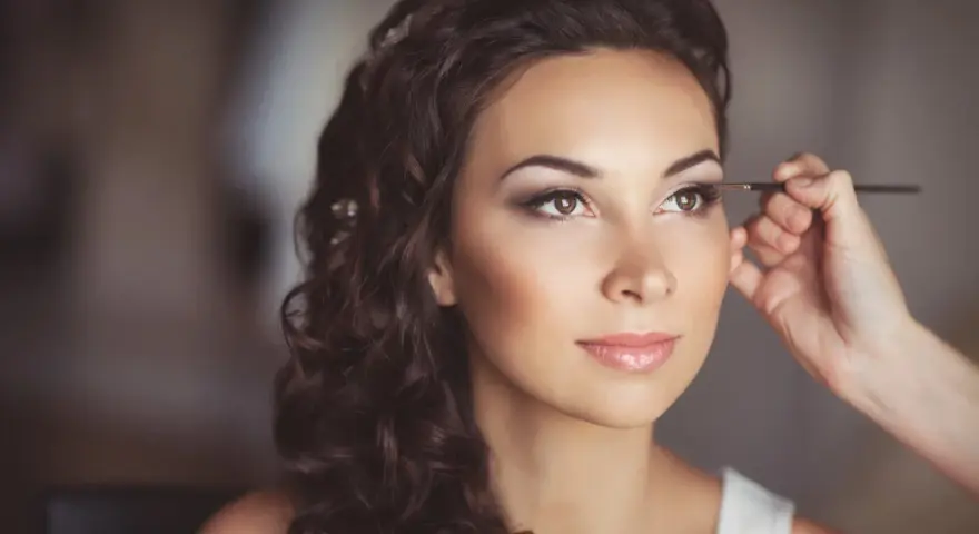 Braut Make-up Rosé: Strahlend schön am Hochzeitstag So geht's!