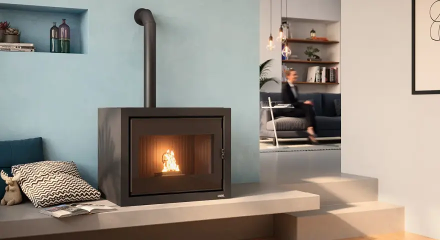 Stufe a pellet salvaspazio misure compatte per ogni ambiente. Fiamma viva in un design moderno.