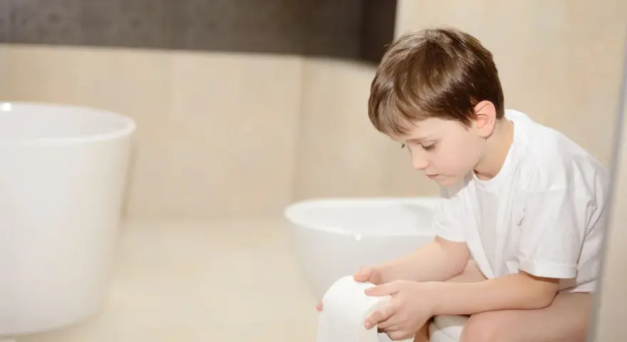 Biegunka u dziecka: leki, dieta, nawadnianie. Kiedy do lekarza?