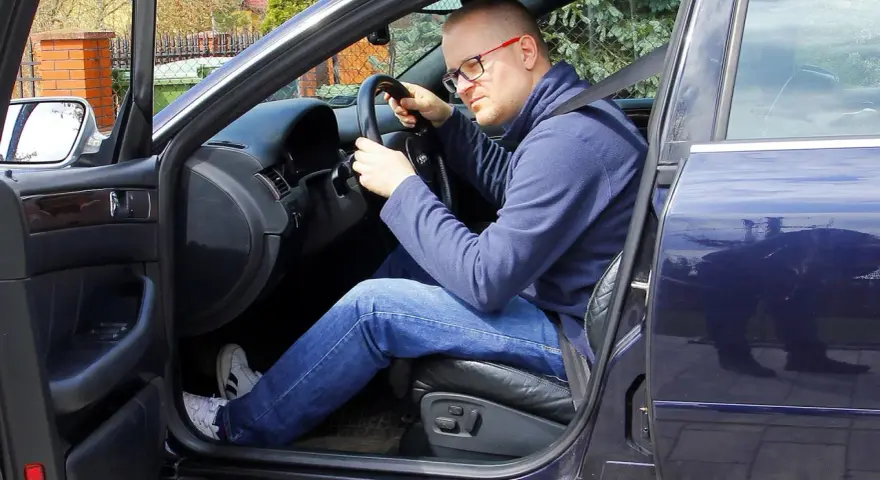Koszt wymiany maglownicy: Od 1400 zł do 12000 zł co wpływa na cenę?