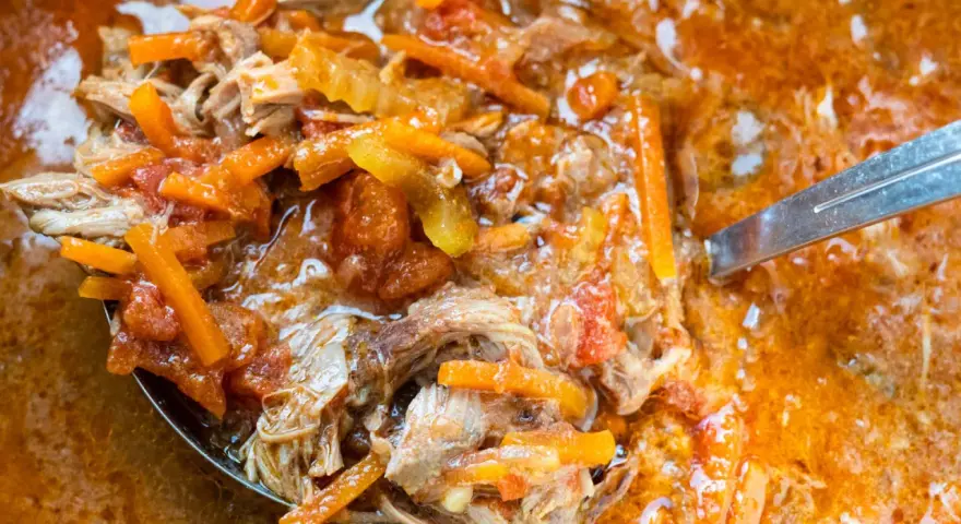 Zupa ogonowa: Klasyk PRL. Mój przepis na idealny smak!