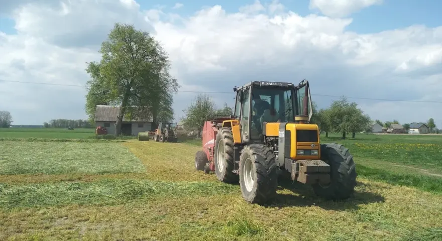 Używany ciągnik 120 KM: przewodnik po zakupie i rankingu modeli
