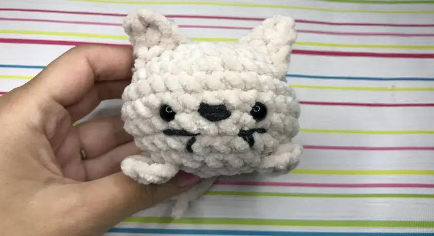 Jak zrobić kotka na szydełku - łatwe kroki do stworzenia amigurumi