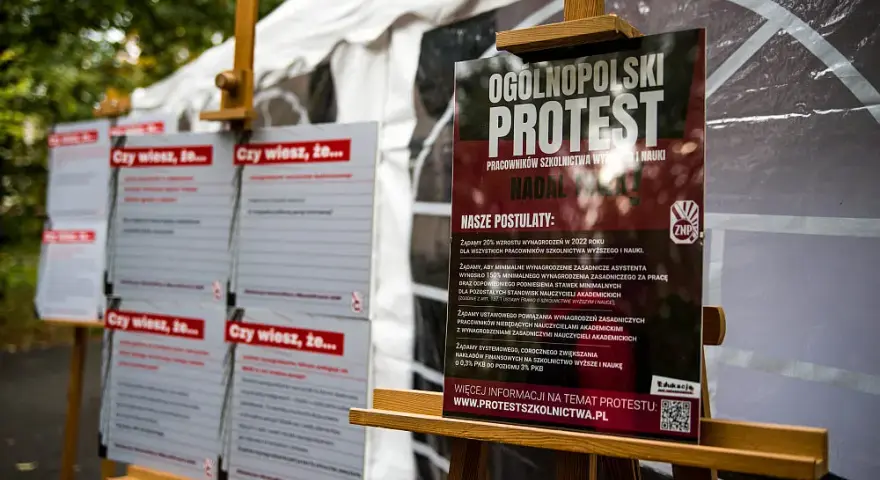 Reprezentatywność związków w oświacie: ZNP, Solidarność jaki mają głos?