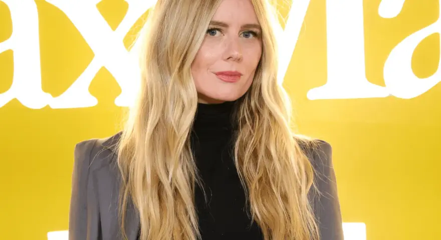 Traumfrisuren für langes Haar: Trends, Styling & Pflege-Geheimnisse