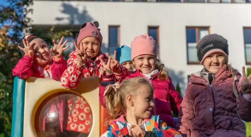 Ile kosztuje żłobek prywatny w Warszawie? Sprawdź ukryte wydatki