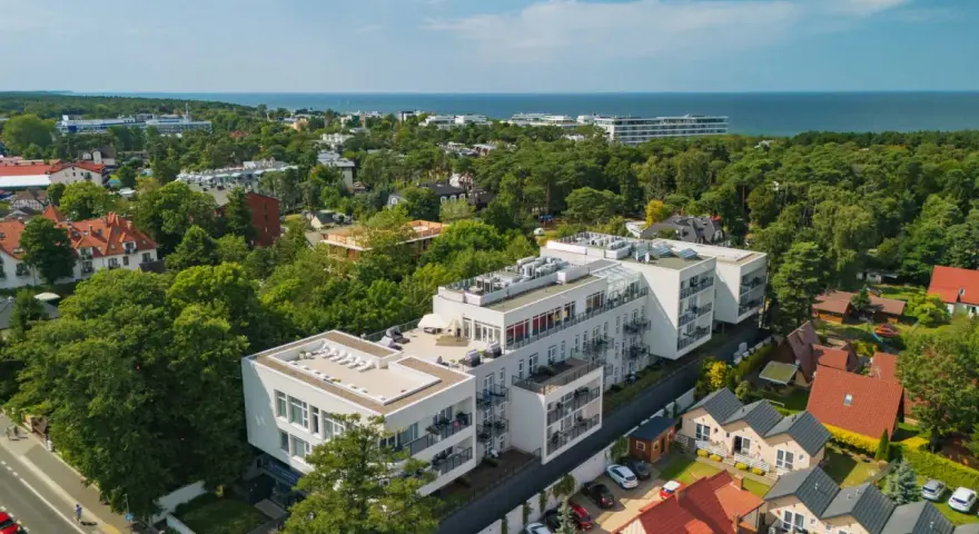 Molo w Mielnie? Odkryj prawdę o pomostach i atrakcjach!