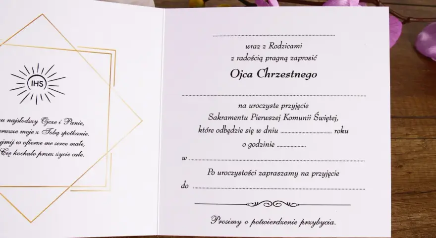 Jak wypisać zaproszenie na komunię dla chrzestnego z sercem i stylem