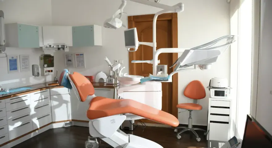 Nowoczesna stomatologia w Lublinie – jakie technologie naprawdę poprawiają komfort leczenia?