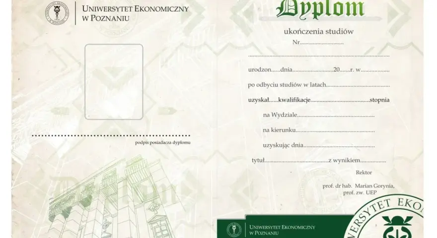 Dyplom ukończenia studiów Uniwersytetu Ekonomicznego w Poznaniu, z danymi absolwenta i podpisami.
