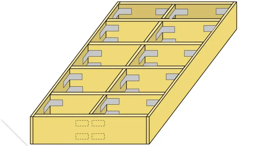 Holzrahmen für einen Podestbau mit Verstrebungen und Winkeln. Maße 62,5 cm.