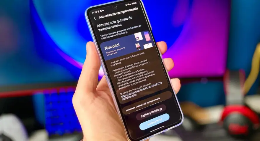 Telefon gotowy do aktualizacji oprogramowania. Nowości obejmują poprawę bezpieczeństwa, stabilności i wydajności.