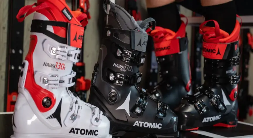 Buty narciarskie: Jak dobrać idealne? Rozmiar, flex, bootfitting.