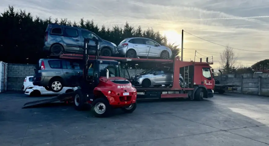Casse auto : Pièce d'occasion sûre, économisez jusqu'à 75%