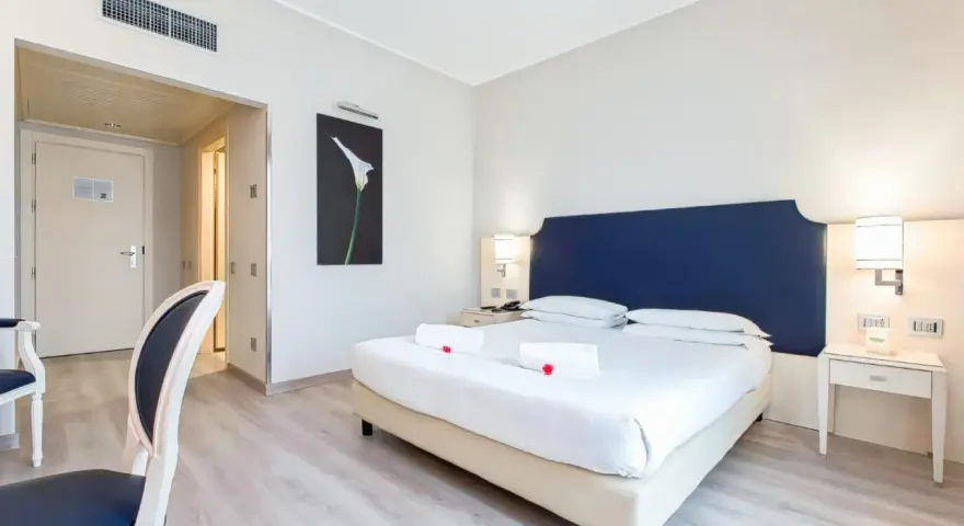 Just Hotel Lomazzo: Posizione strategica, comfort e servizi 4 stelle