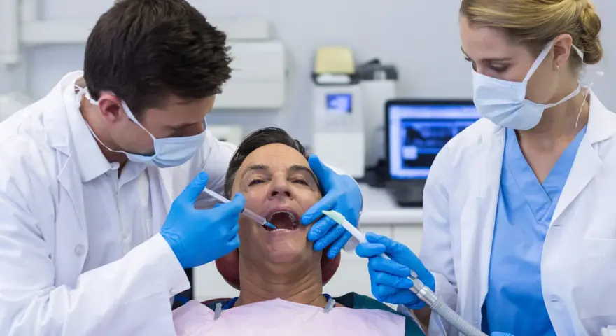 Znieczulenie u dentysty: czy naprawdę boli? Poznaj fakty i rozwiej lęk
