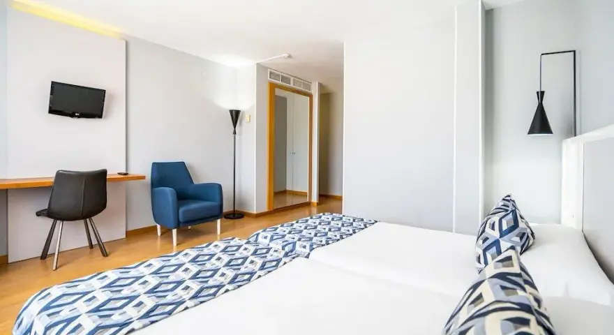Hotel Beleret: Comodidad y buenas reseñas cerca del centro de Valencia