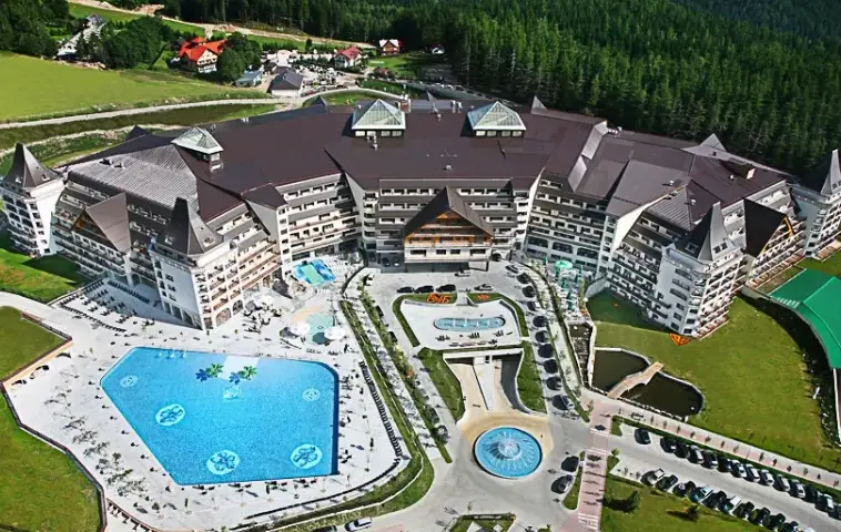 Ile pokoi mają hotele Gołębiewski? Sprawdź liczby!