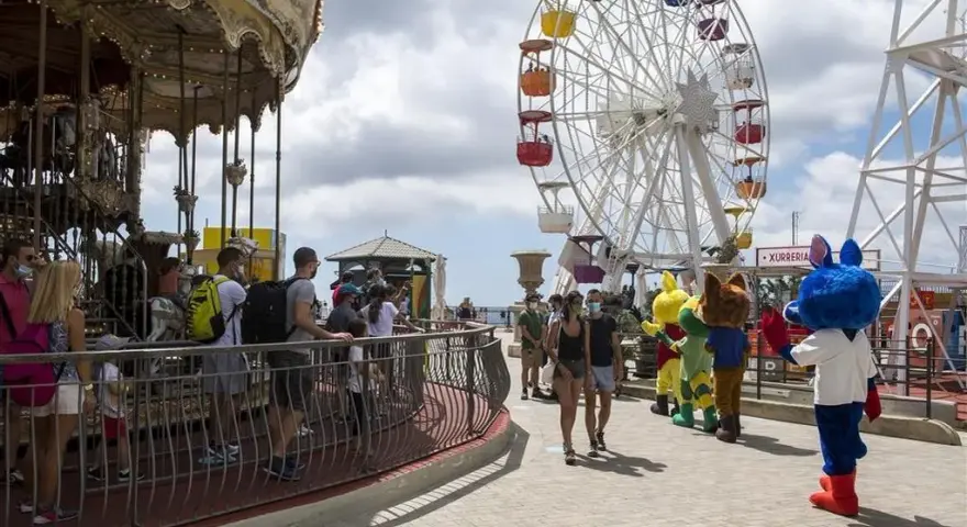 Tibidabo o PortAventura: ¿Cuál es tu parque ideal en Barcelona?