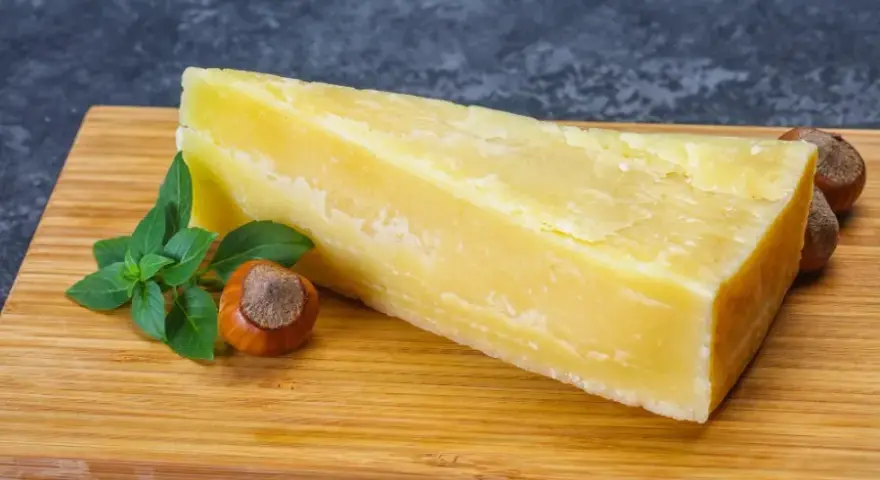 Gdzie kupić Parmigiano Reggiano D.O.P.? Sprawdź ceny i jakość