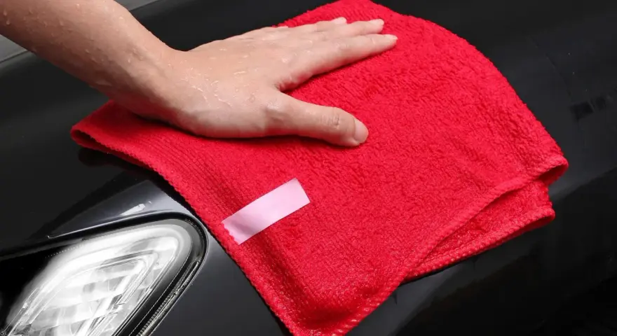 Myjnia BP: Jak umyć auto krok po kroku? Bez stresu i uszkodzeń!