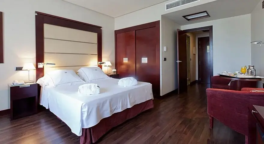 Hotel Andalucía Center Granada: ¿Tu elección ideal? Descúbrelo