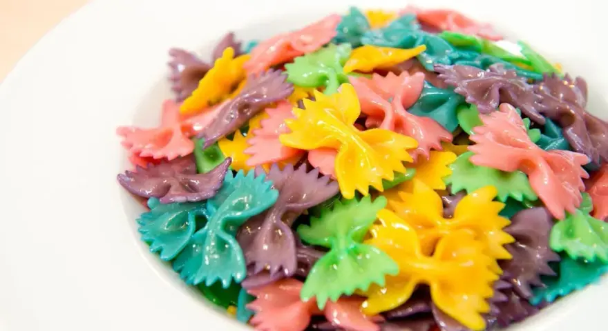 Pasta de colores casera: tu guía para un plato de chef