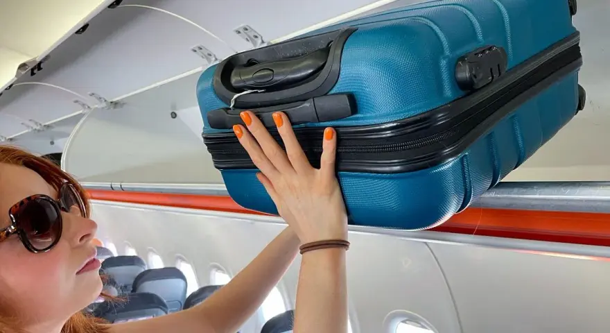 Qué es equipaje de mano y cómo evitar problemas en tu vuelo