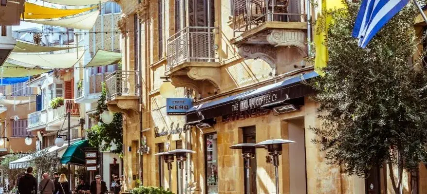 ¿Dónde viajar en noviembre? Descubre destinos y ahorra desde España