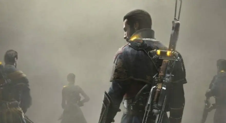 Rycerz z The Order 1886 2, z karabinem na plecach, w otoczeniu mgły i innych członków zakonu.