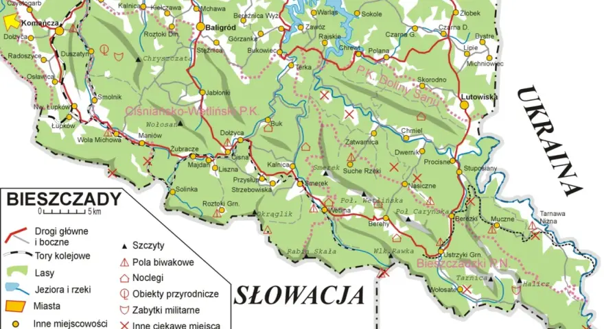 Mapa Bieszczad z zaznaczonymi drogami, lasami, jeziorami, rzekami, miastami i innymi punktami.