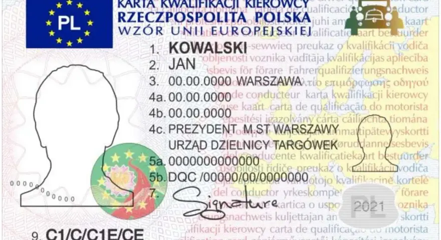 Karta kwalifikacji kierowcy z danymi osobowymi, zdjęciem i pieczęciami.
